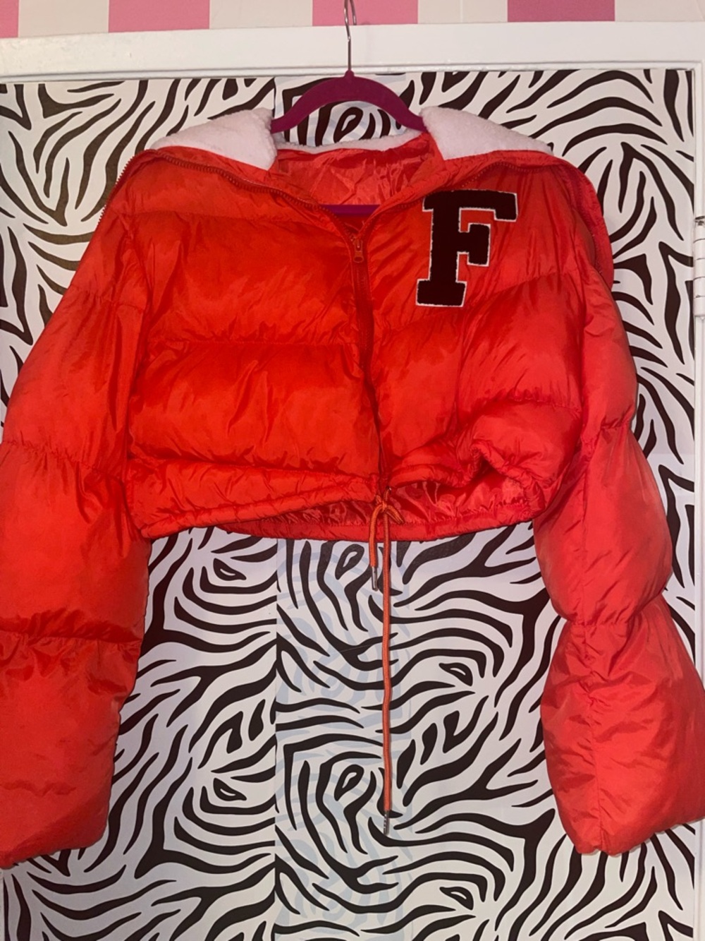 “f” puffer jacket♥️ - Picture 9 of 11